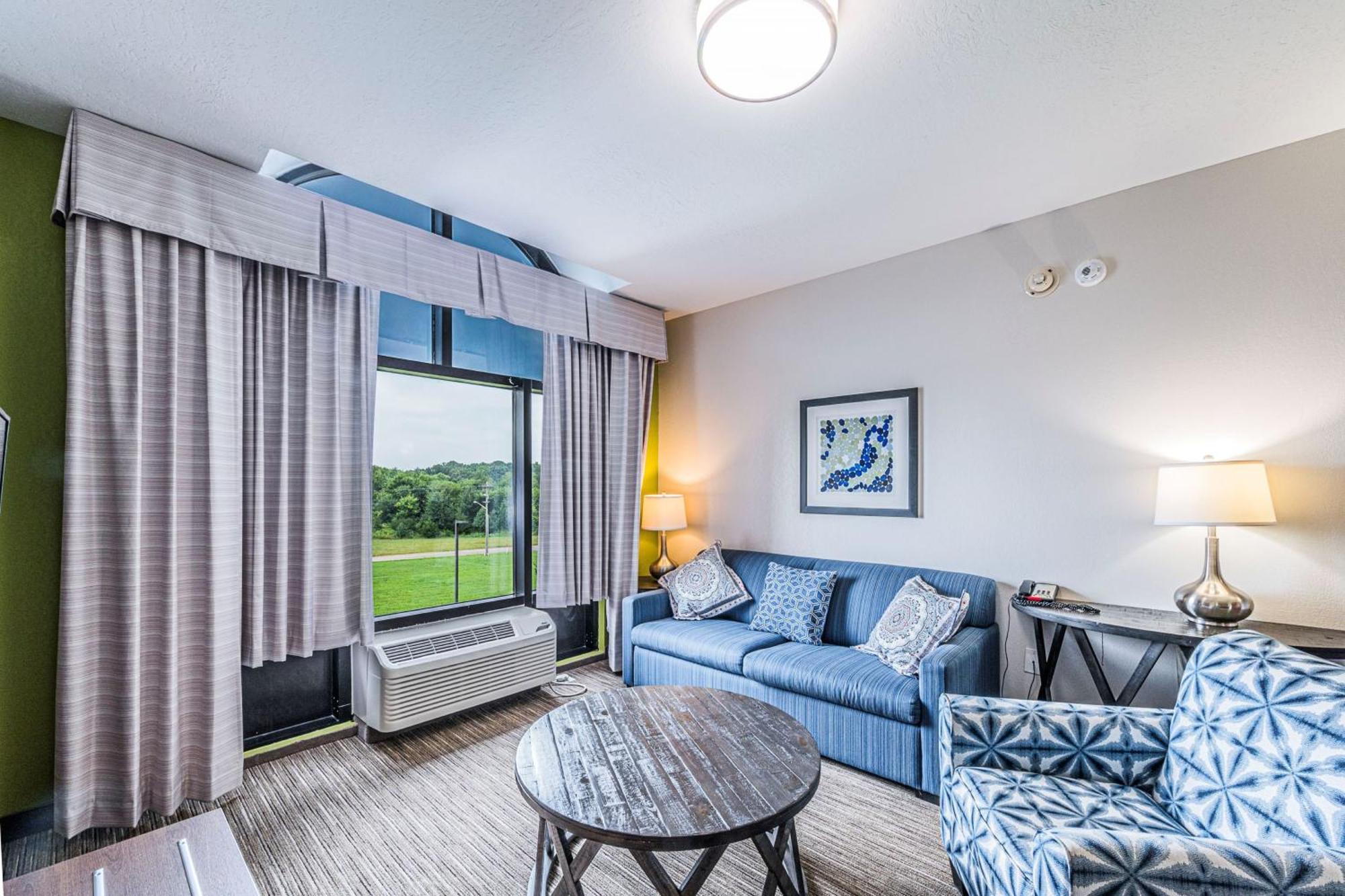 Holiday Inn Express Hotel & Suites Franklin By Ihg Экстерьер фото