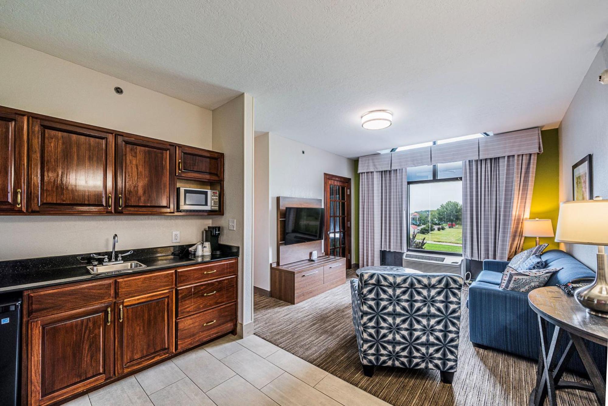 Holiday Inn Express Hotel & Suites Franklin By Ihg Экстерьер фото