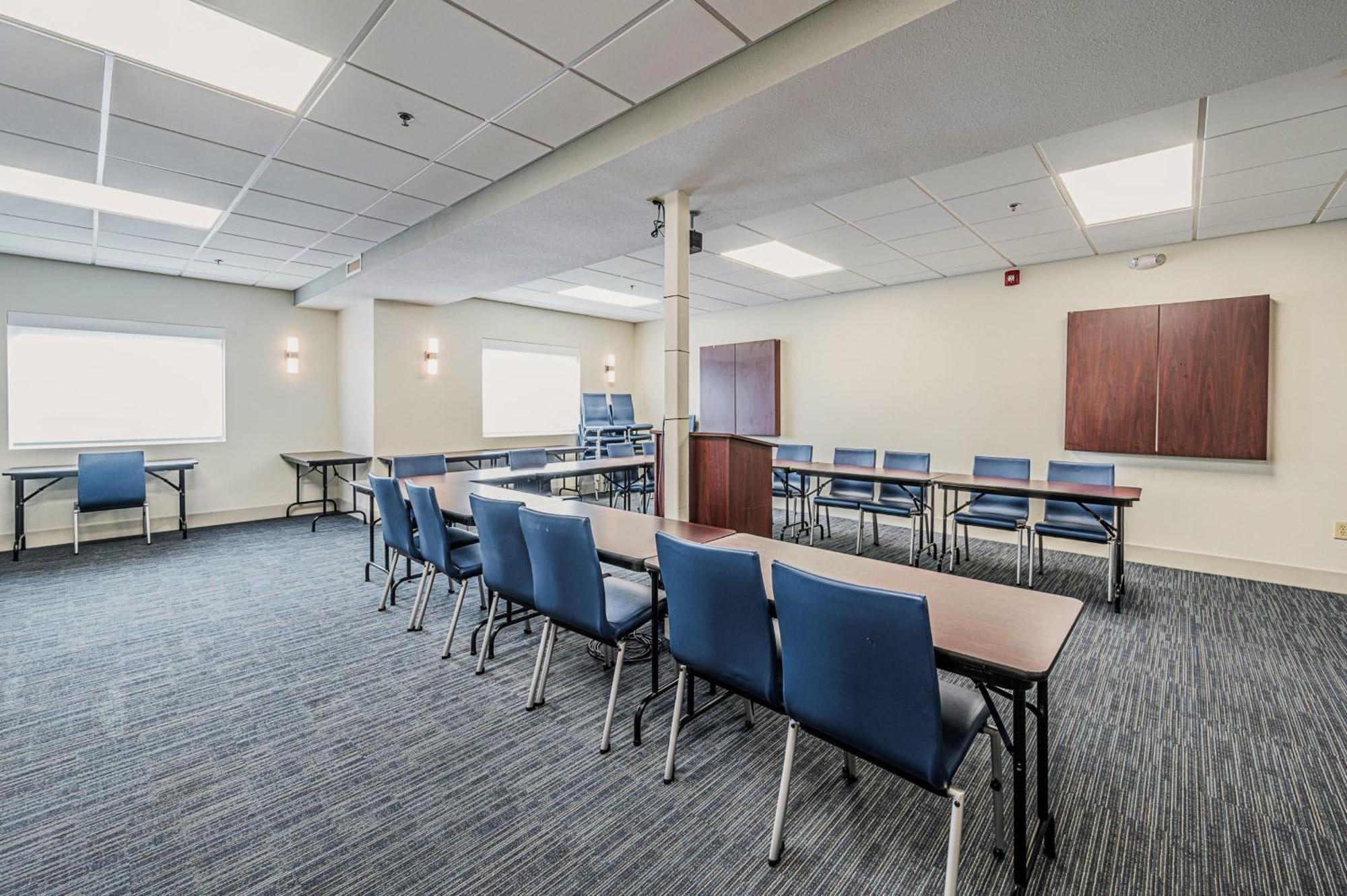 Holiday Inn Express Hotel & Suites Franklin By Ihg Экстерьер фото